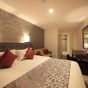 Kamer met een King Size Bed in een Bijgebouw